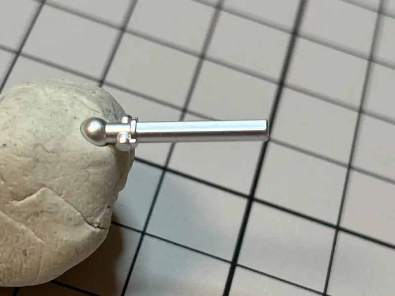 バルバトス胸部の一部品（シャフト）