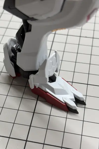 バルバトス脚部外装付き全体６